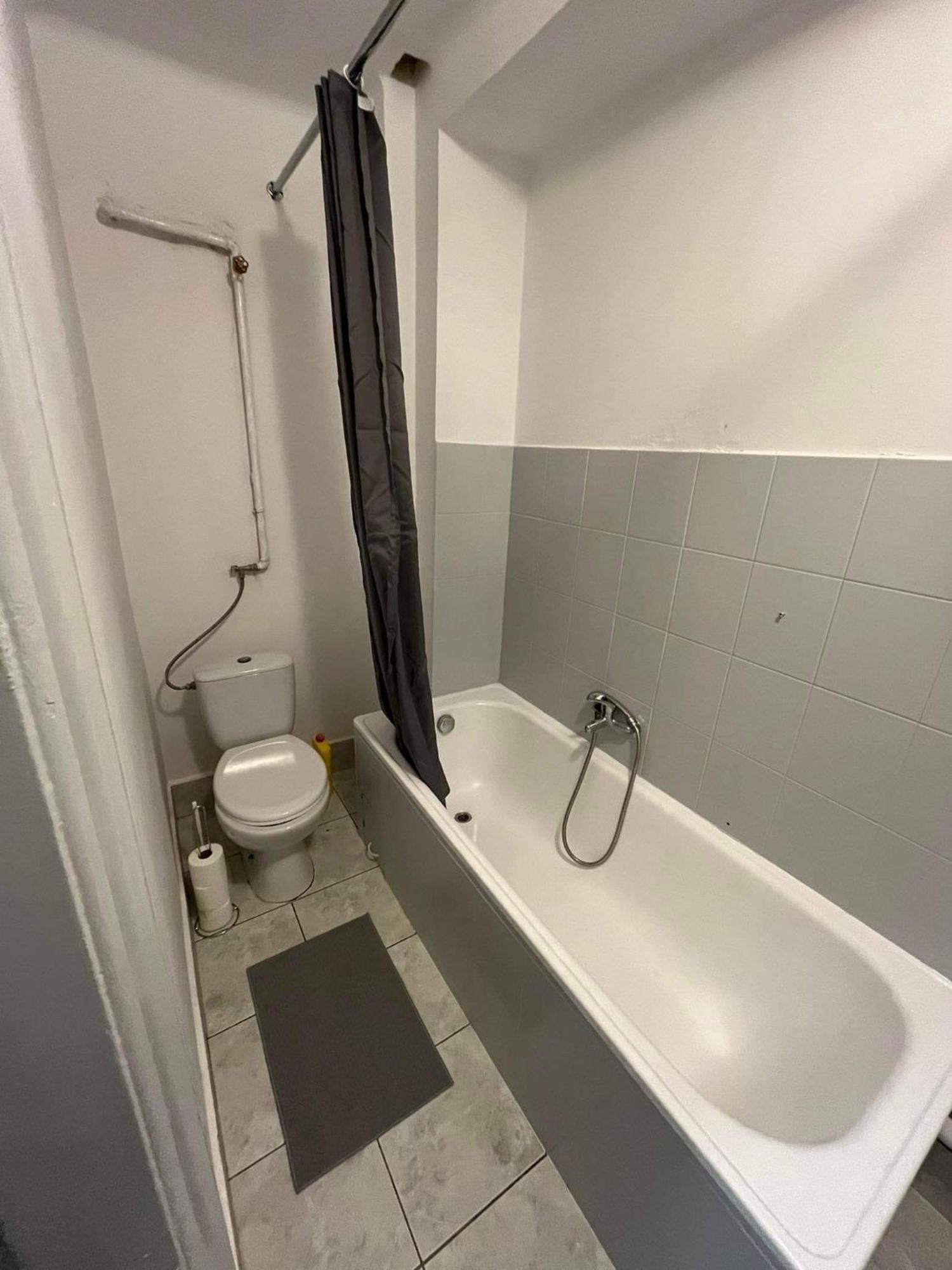 Well Apartment In Old Town Краков Экстерьер фото